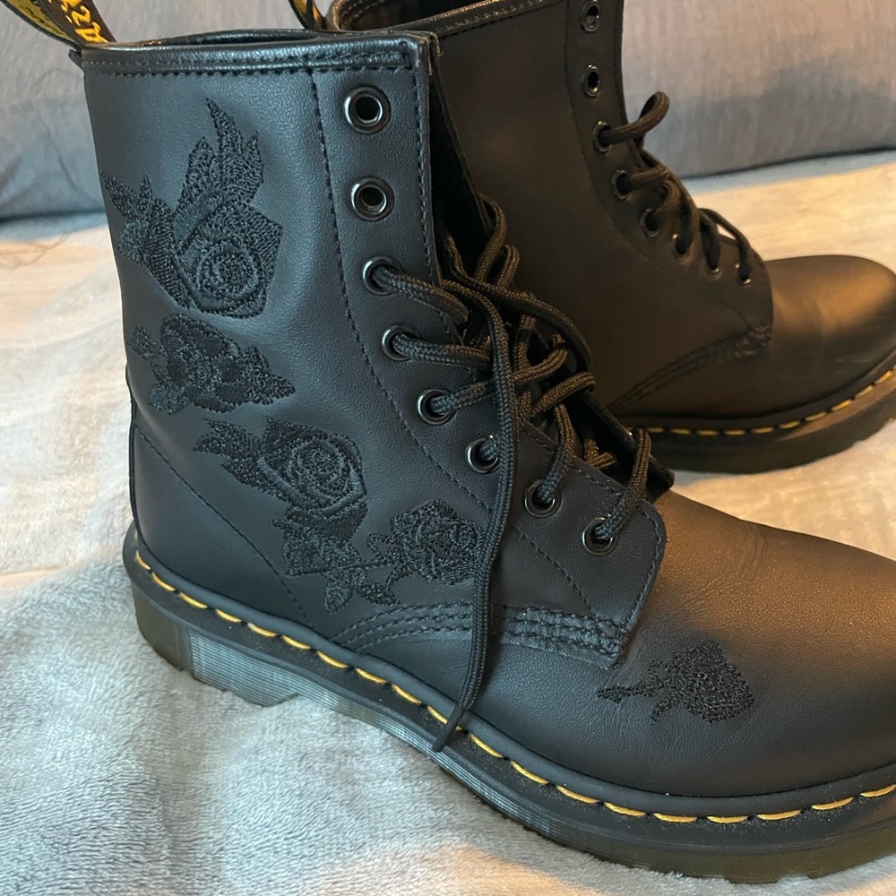 Dr. Martens 1460 Vonda Rose Embroidered Combat Boots